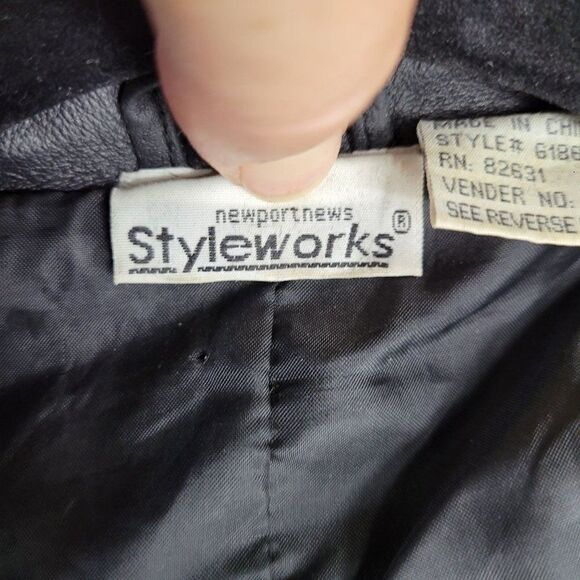 Vintage 80s Newport News Leather Coat Blazer Notched Collar Button Down Black 18 - Picture 15 of 15
